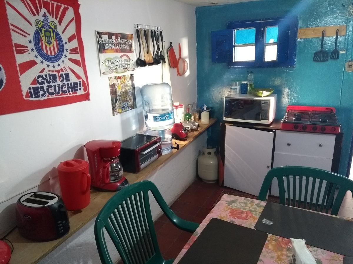 Hostal Casa Anita Guadalajara Ngoại thất bức ảnh